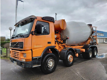 Betonmixer VOLVO FM12