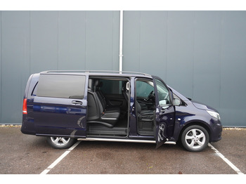 Minibusz, Kisbusz Mercedes-Benz Vito 114CDI: 2 kép. Minibusz, Kisbusz Mercedes-Benz Vito 114CDI: 2 kép.