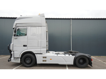 Nyergesvontató DAF XF 530