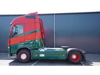 Nyergesvontató VOLVO FH 460