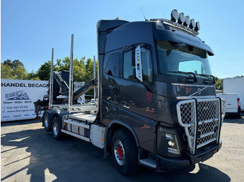 Rönkszállító teherautó VOLVO FH16 750