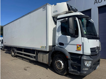 Hűtős teherautó Mercedes-Benz Antos 1827 **BLUETEC 6-FRENCH TRUCK-8,70L BOX**: 3 kép.