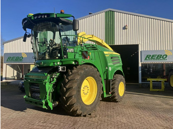 Betakarító gép JOHN DEERE 8600
