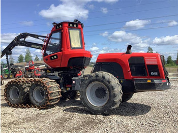 Fakitermelő gép KOMATSU