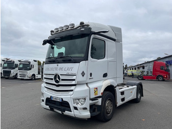 Nyergesvontató MERCEDES-BENZ Actros