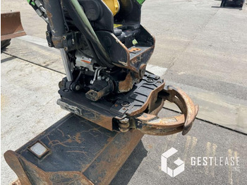 Gumikerekes kotró Komatsu PW148-11: 5 kép.