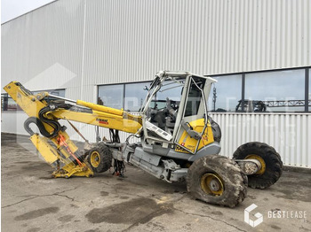 Póklábú kotrógép MENZI MUCK