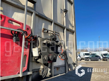 Félpótkocsi állatszállító SAMRO ST39WG: 5 kép. Félpótkocsi állatszállító SAMRO ST39WG: 5 kép.