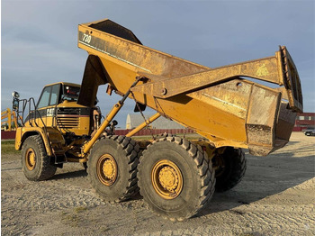 Csuklós dömper CAT 730: 3 kép.