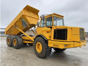 Csuklós dömper VOLVO A25C