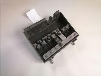 Biztosíték - Teherautó Scania Kaitsmekarp 2568757: 3 kép. Biztosíték - Teherautó Scania Kaitsmekarp 2568757: 3 kép.