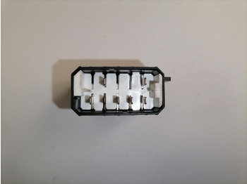 Fülke - Teherautó Scania Lüliti 1897203: 2 kép. Fülke - Teherautó Scania Lüliti 1897203: 2 kép.