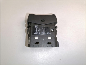 Fülke - Teherautó Scania Lüliti 1897203: 4 kép. Fülke - Teherautó Scania Lüliti 1897203: 4 kép.