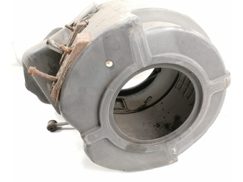Légbeszívó rendszer - Teherautó Volvo Air filter housing 1675142: 5 kép.