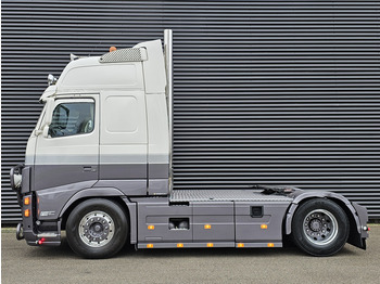 Nyergesvontató Volvo FH400 4X2 / SHOWTRUCK / SPECIAL / EXHAUST VALVE: 5 kép.