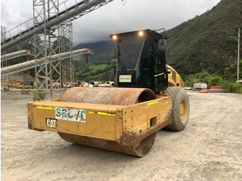 Talajtömörítő CATERPILLAR CS78B