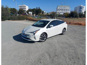 Autó TOYOTA
