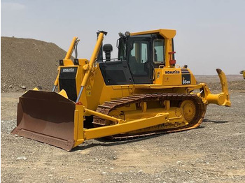 Buldózer KOMATSU D85EX-15