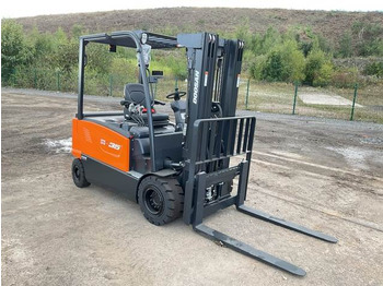 Elektromos targonca Doosan B35X-7 PLUS: 4 kép.