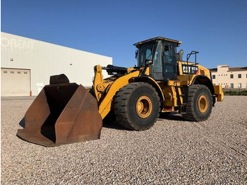 Gumikerekes homlokrakodó CATERPILLAR 972MXE