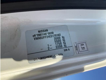 Emelőkosaras teherautó Nissan NT400 Cabstar: 5 kép.