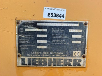 Buldózer Liebherr PR724L: 5 kép. Buldózer Liebherr PR724L: 5 kép.