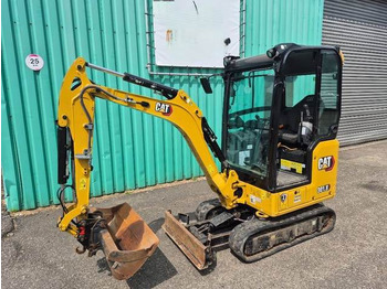 Minikotró CATERPILLAR 301.8