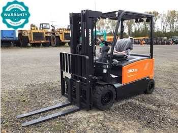 Elektromos targonca DOOSAN