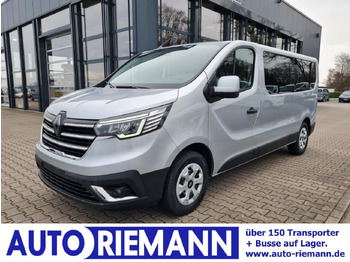 Autó RENAULT
