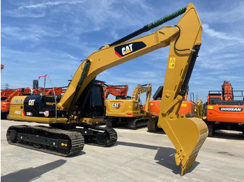 Lánctalpas kotró CATERPILLAR 320D2