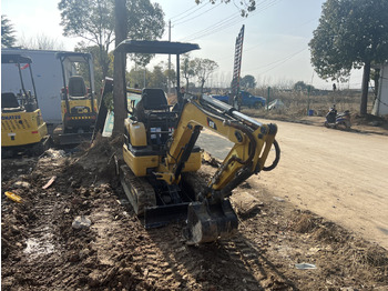 Minikotró CATERPILLAR 301.5