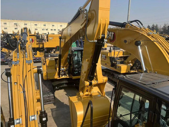 Új Lánctalpas kotró Caterpillar 323GX: 2 kép.