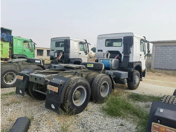 Nyergesvontató Sinotruk HOWO 371 Tractor: 4 kép.