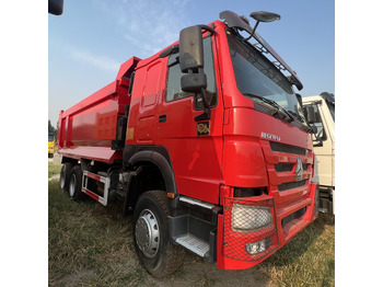 Billenőplatós teherautó SINOTRUK HOWO