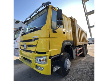 Billenőplatós teherautó SINOTRUK HOWO