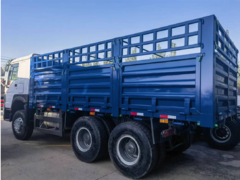Platós teherautó Sinotruk HOWO 371 6*4 Fence truck: 2 kép.
