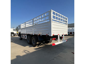 Platós teherautó Sinotruk HOWO 371 6*4 Fence truck: 3 kép.