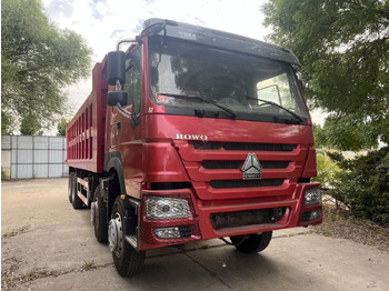 Billenőplatós teherautó SINOTRUK HOWO