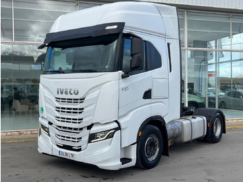 Nyergesvontató IVECO S-WAY