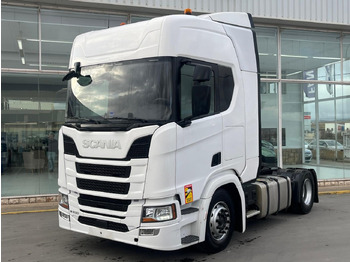 Nyergesvontató SCANIA R 450
