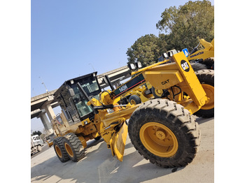 Gréder CATERPILLAR 140H