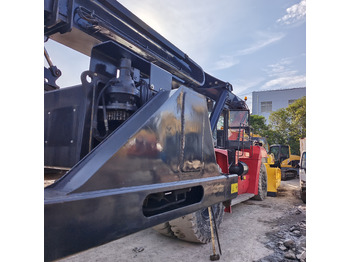 Konténerrakodó KALMAR DRT450: 5 kép. Konténerrakodó KALMAR DRT450: 5 kép.