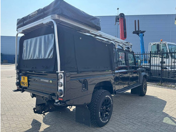 Autó Land Rover Defender: 4 kép.