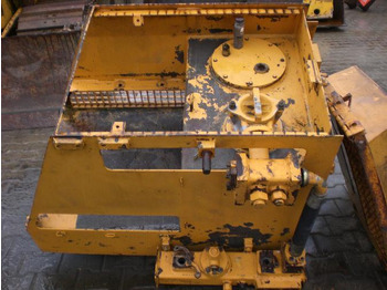 Hidraulikus tartály LIEBHERR