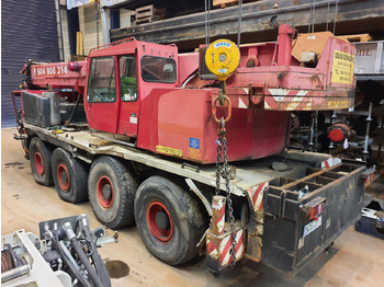 Autódaru FAUN ATF 60-4: 4 kép.