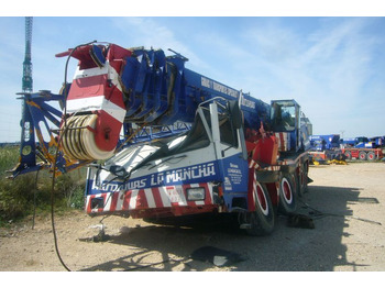 Autódaru LIEBHERR LTM 1090