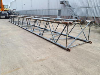 Darugém - Autódaru Liebherr LTM 1300 14m jib section NI: 4 kép. Darugém - Autódaru Liebherr LTM 1300 14m jib section NI: 4 kép.