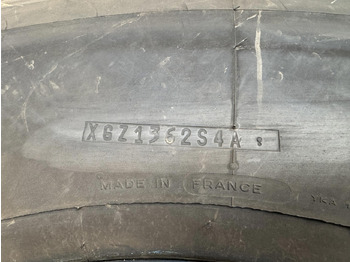 Komplett kerék - Daru Liebherr Wheel 445/95R25 10 12 1p: 4 kép.