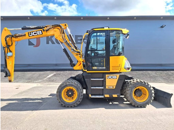 Gumikerekes kotró JCB