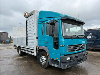 Platós teherautó VOLVO FL6